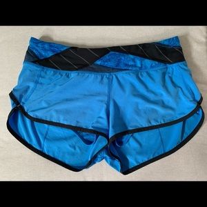 Lululemon speed short size 6. 2.5 inseam